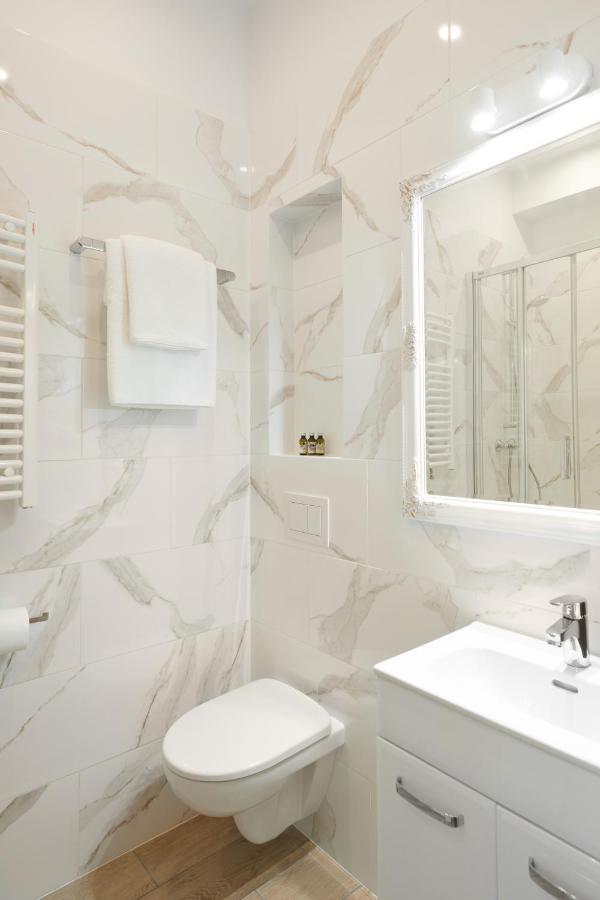 Ar Apartment *