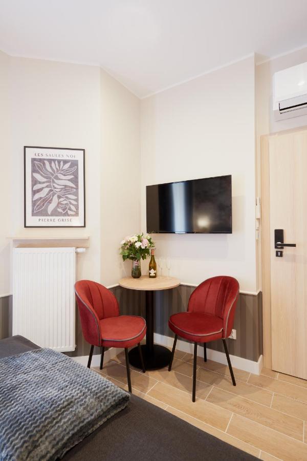 Apartment Ar